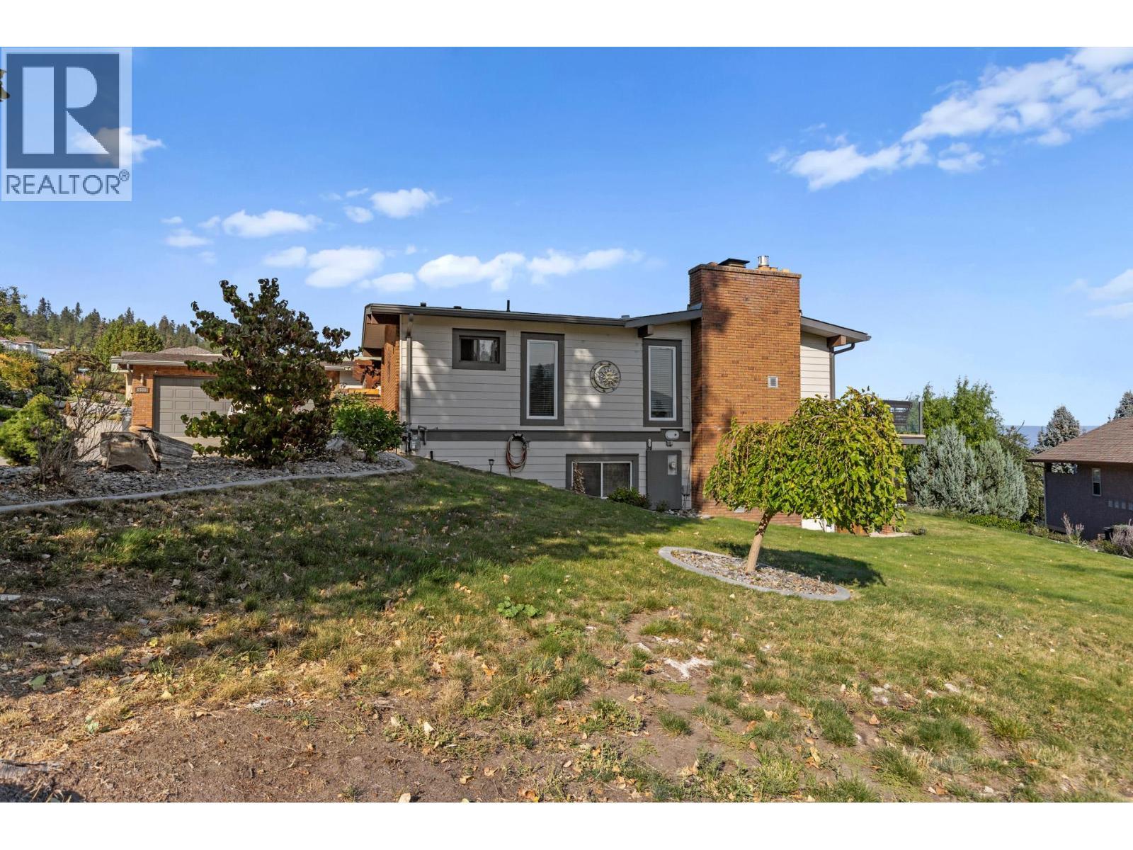 6555 Sherburn Road. Peachland, British Columbia