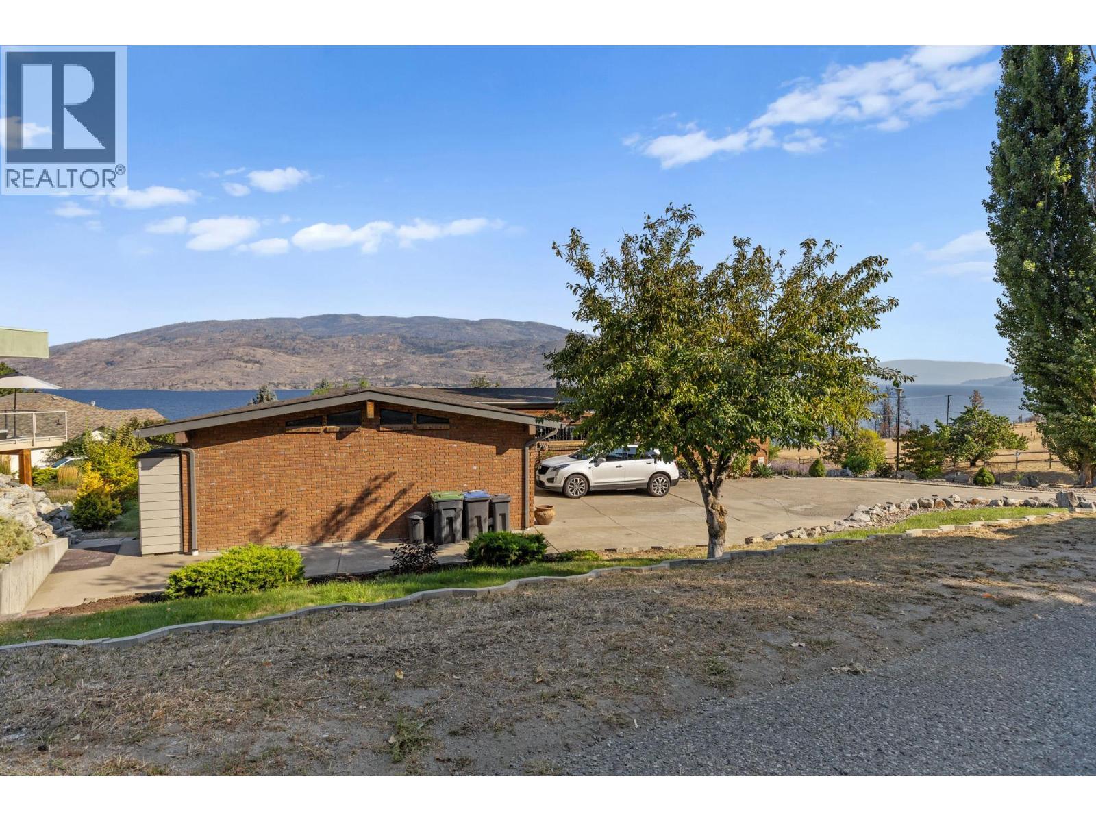 6555 Sherburn Road. Peachland, British Columbia