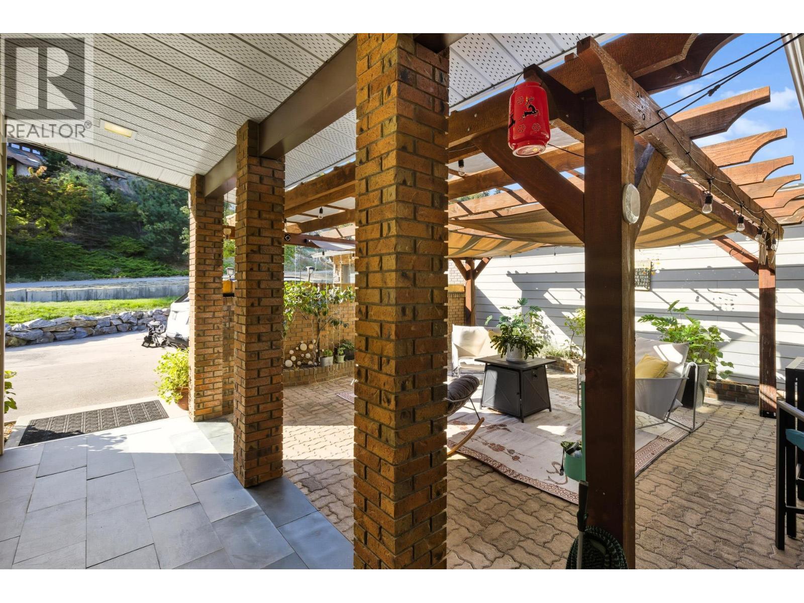 6555 Sherburn Road. Peachland, British Columbia