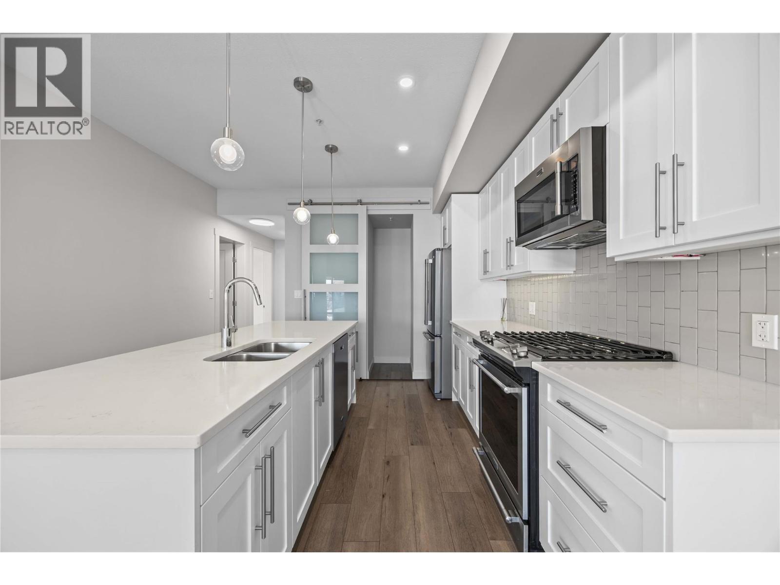 3638 Mission Springs Drive Unit# 301. Kelowna, British Columbia