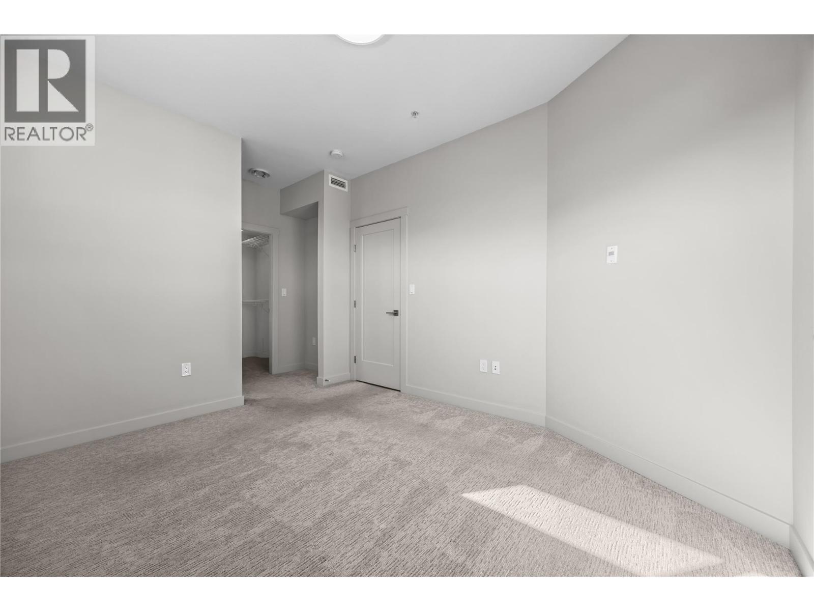 3638 Mission Springs Drive Unit# 301. Kelowna, British Columbia