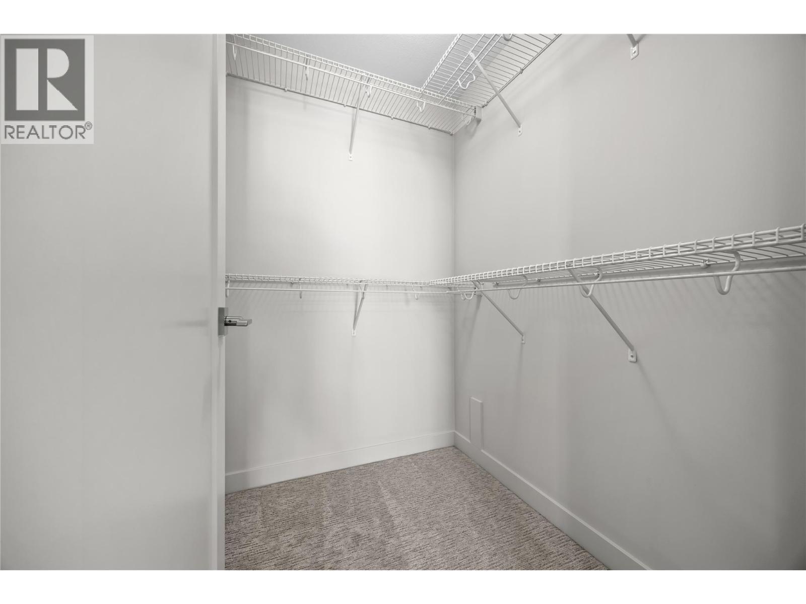 3638 Mission Springs Drive Unit# 301. Kelowna, British Columbia