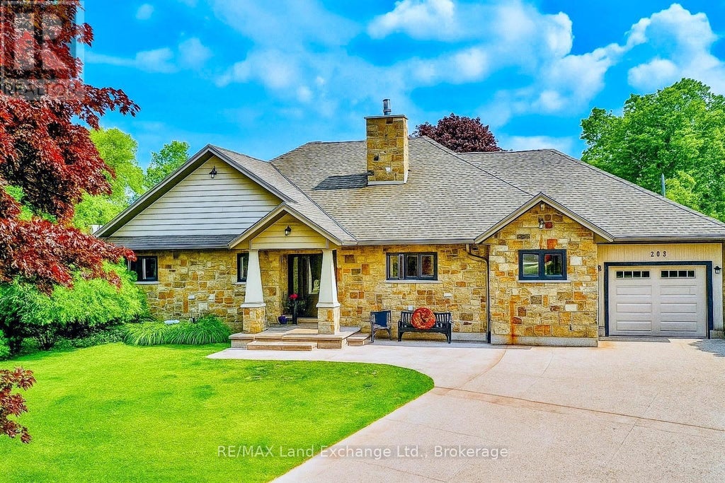 203 Campbell Crescent, Kincardine