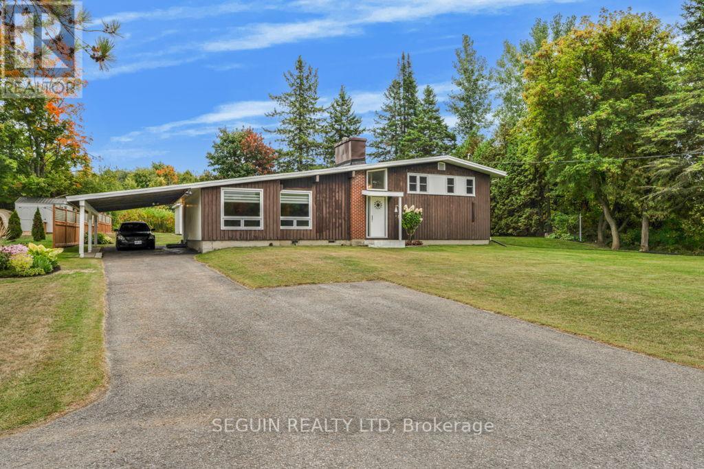 2303 Highway 34 Highway, Champlain