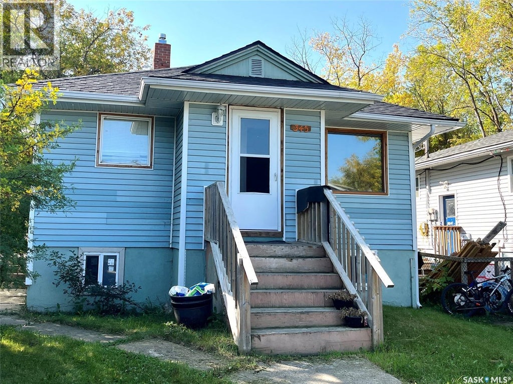 345 19th Street E, Prince Albert