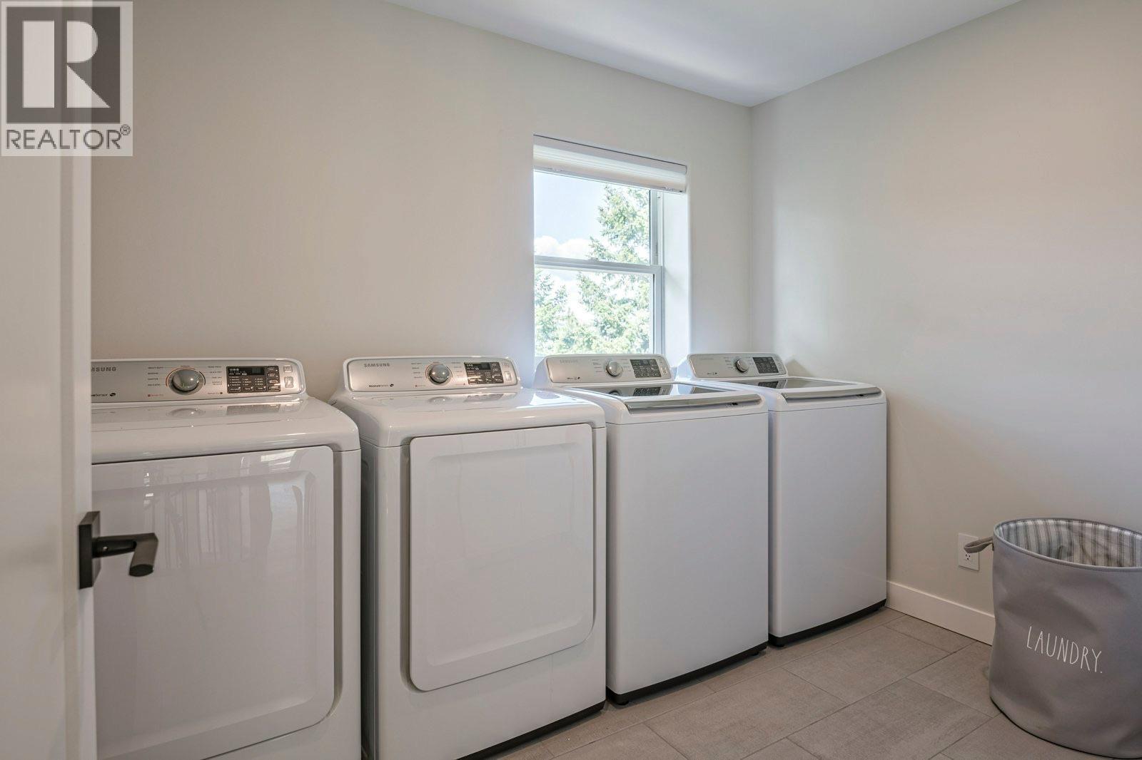 13980 Ponderosa Way. Coldstream, British Columbia