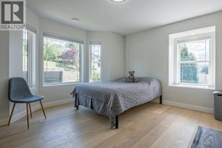 13980 Ponderosa Way. Coldstream, British Columbia