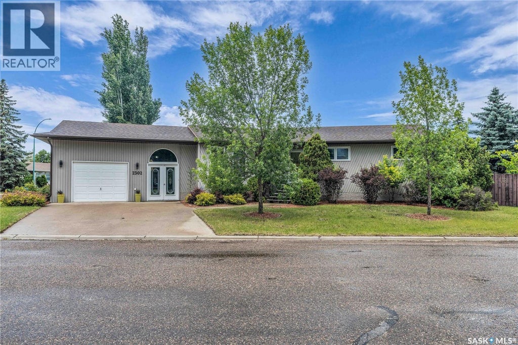 2302 Meadow Lark Lane, North Battleford