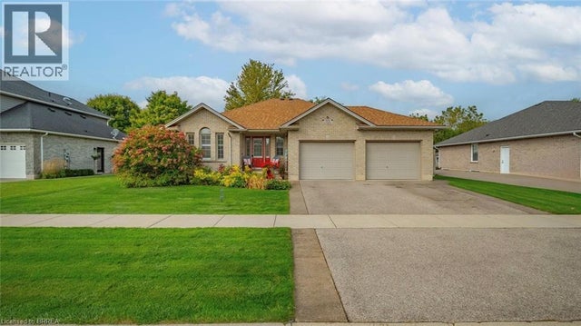 35 Yu Boulevard, Waterford