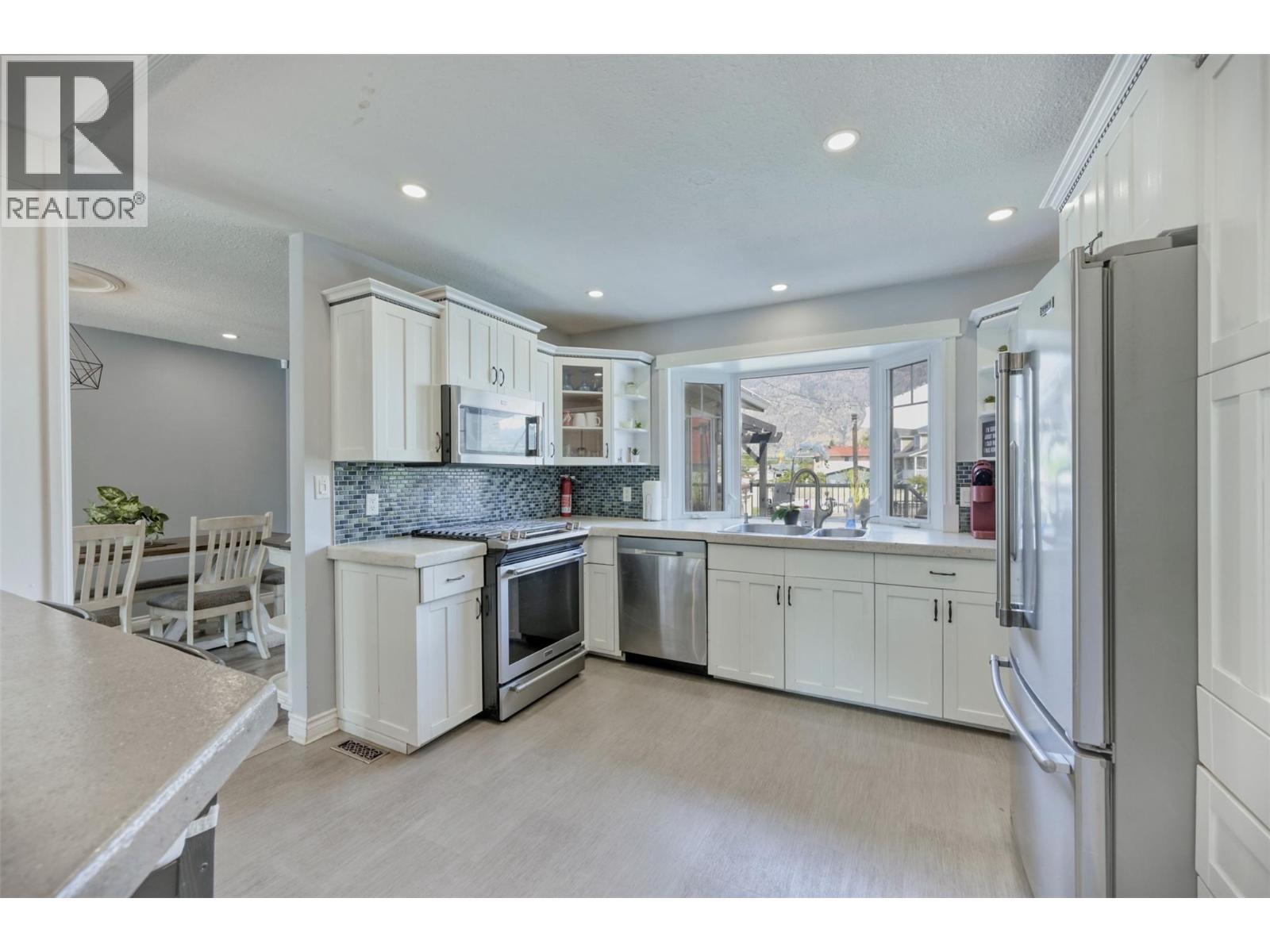 52 Harbour Key Drive. Osoyoos, British Columbia