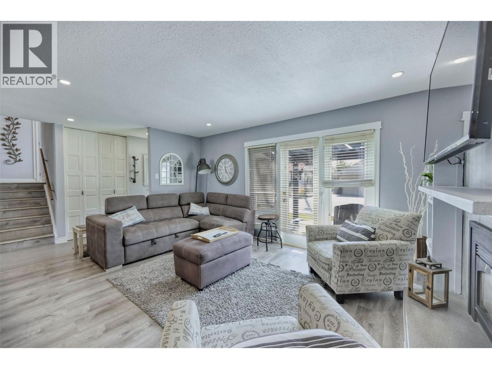 52 Harbour Key Drive. Osoyoos, British Columbia