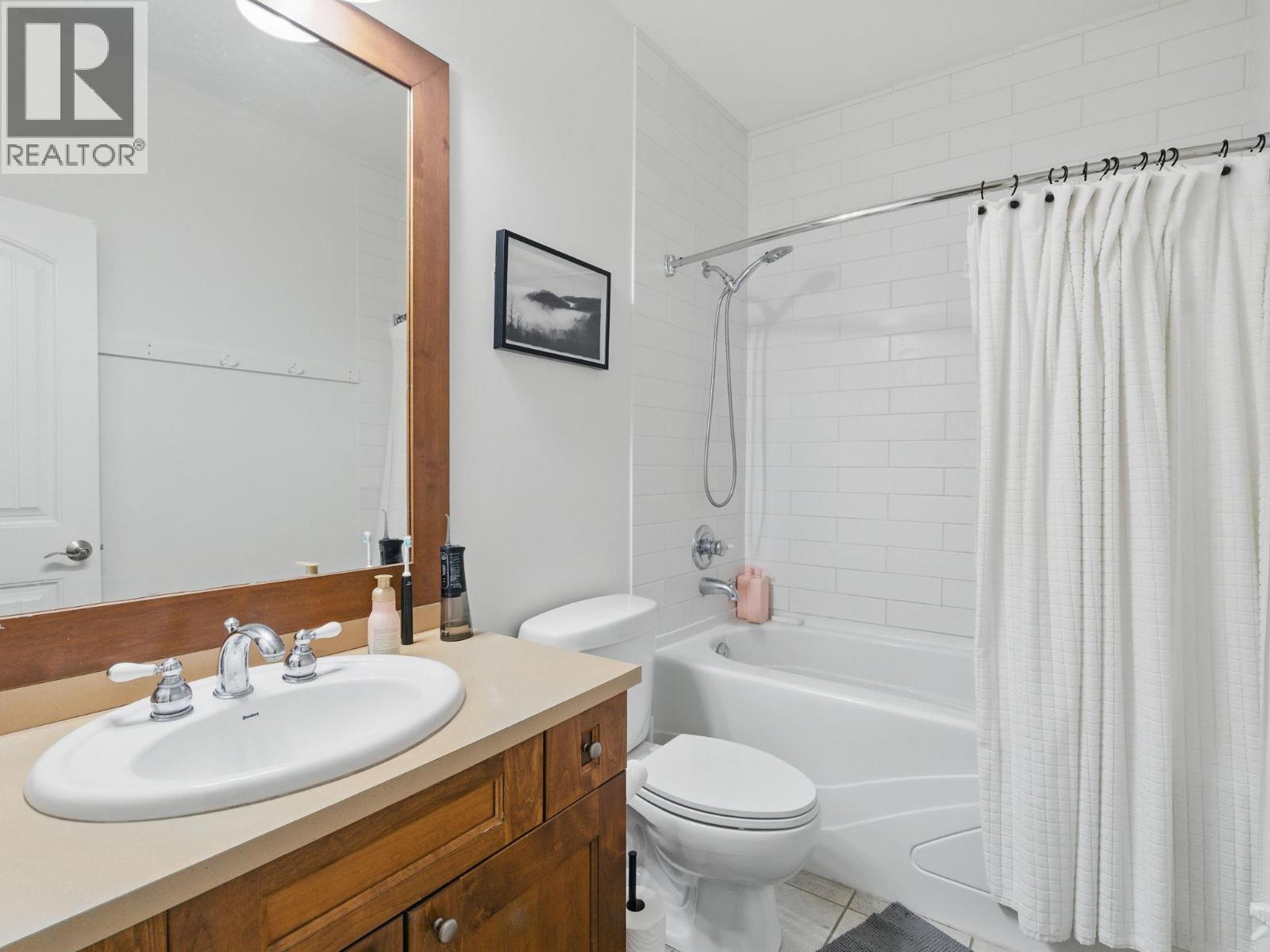 4026 Pritchard Drive N Unit# 6104. West Kelowna, British Columbia