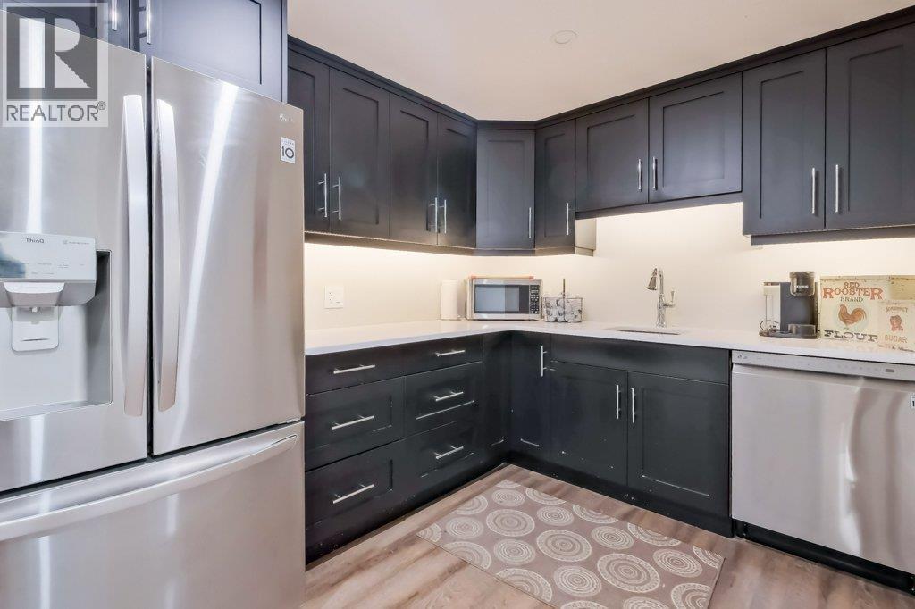 7839 Falcon Ridge Crescent. Kelowna, British Columbia