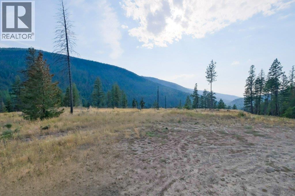 7839 Falcon Ridge Crescent. Kelowna, British Columbia