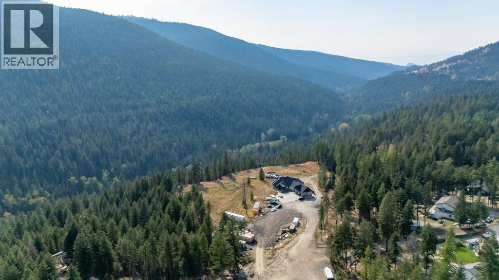 7839 Falcon Ridge Crescent. Kelowna, British Columbia