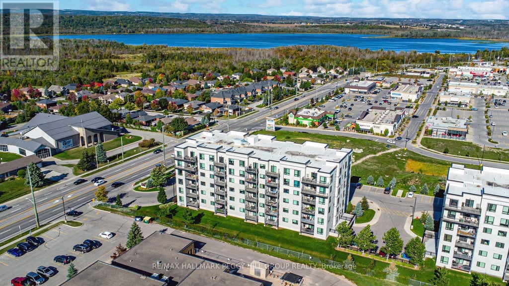 404 - 295 Cundles Road E, Barrie (little Lake)