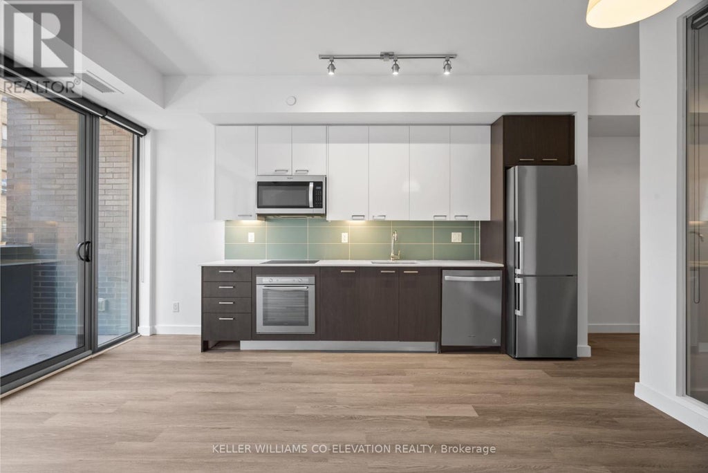 206 - 109 Vaughan Road, Toronto (humewood-Cedarvale)