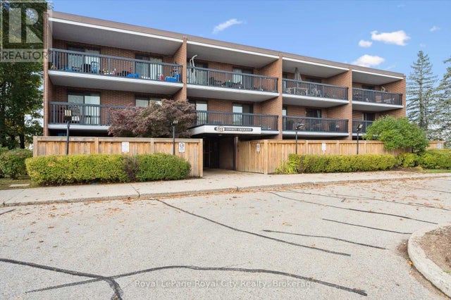 24 - 63 Conroy Crescent, Guelph (dovercliffe Park/old University)