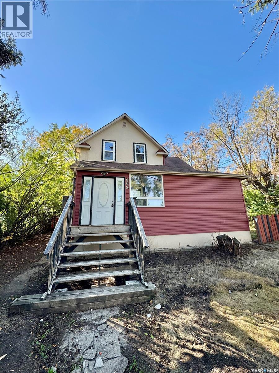 469 19th Street E, Prince Albert