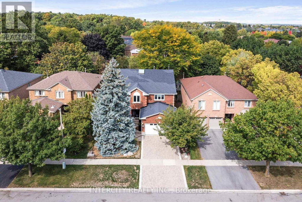 1574 Heritage Way, Oakville (ga Glen Abbey)