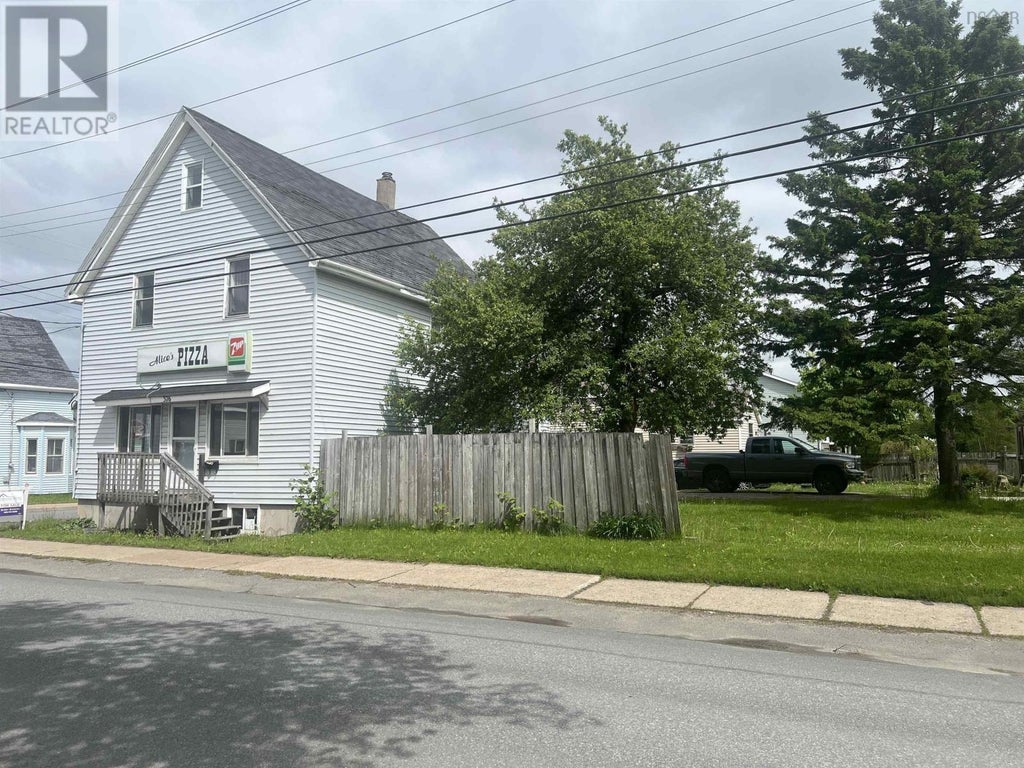 376 Washington Street, New Glasgow