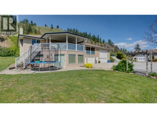 4767 Grandview Flats N Road. Armstrong, British Columbia