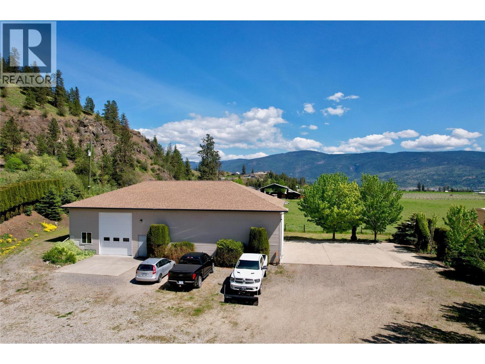 4767 Grandview Flats N Road. Armstrong, British Columbia