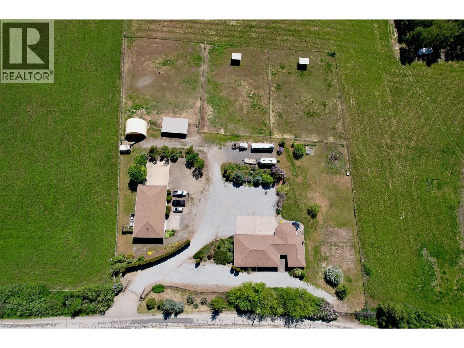 4767 Grandview Flats N Road. Armstrong, British Columbia