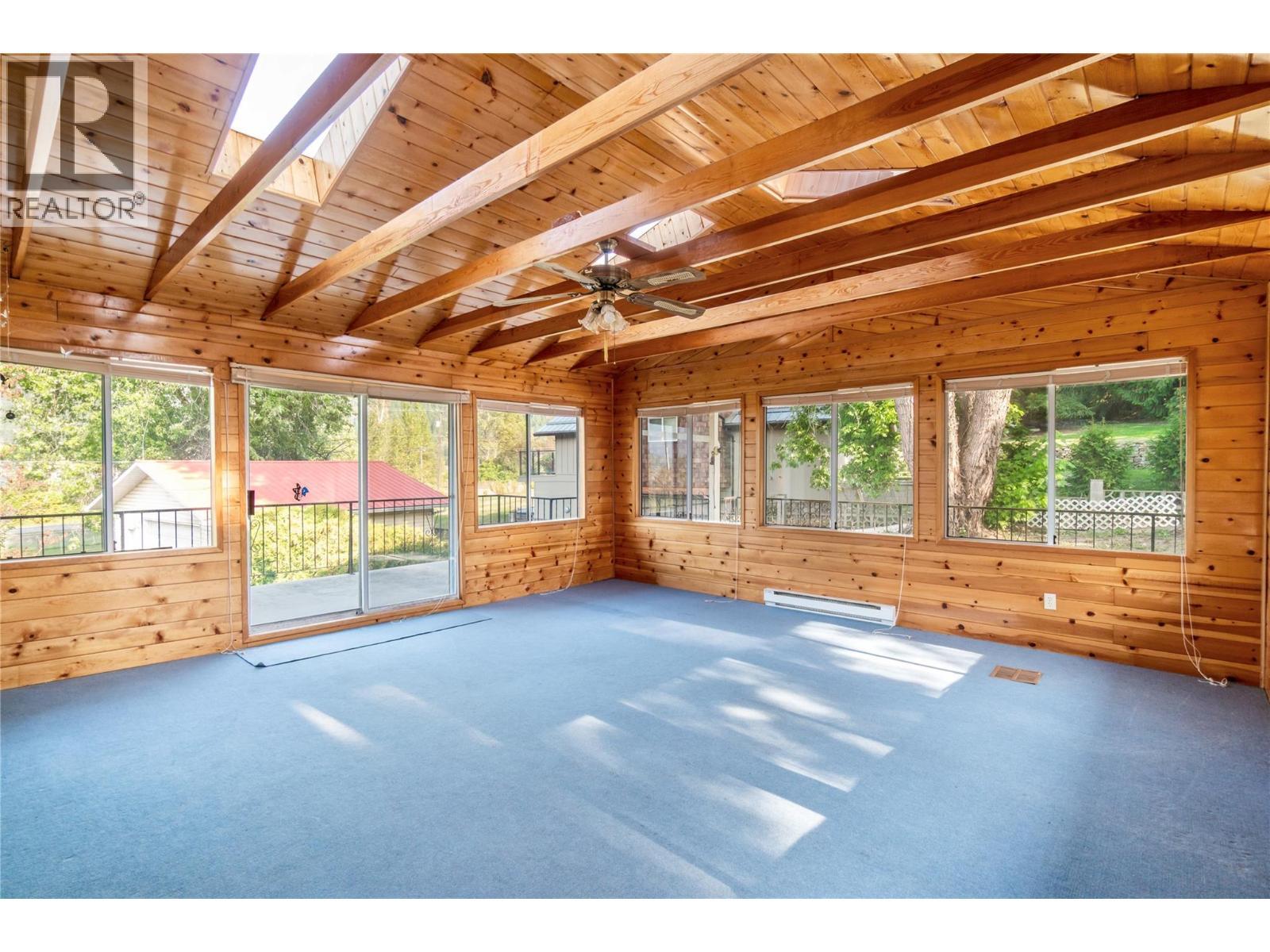 2602 Blind Bay Road. Blind Bay, British Columbia