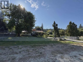 2602 Blind Bay Road. Blind Bay, British Columbia