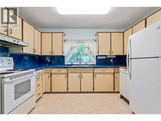 2602 Blind Bay Road. Blind Bay, British Columbia