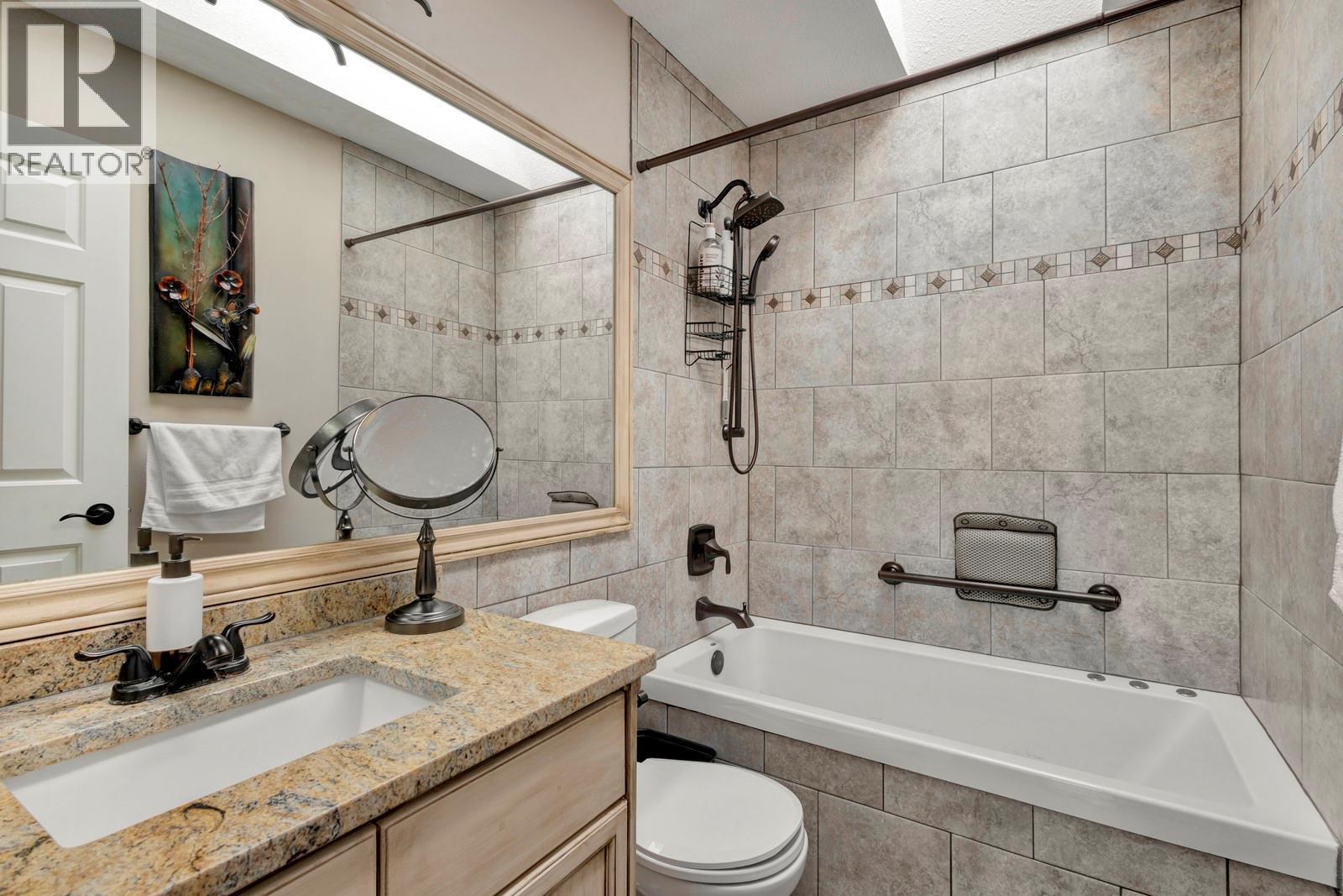 3815 Brown Road Unit# 304. West Kelowna, British Columbia