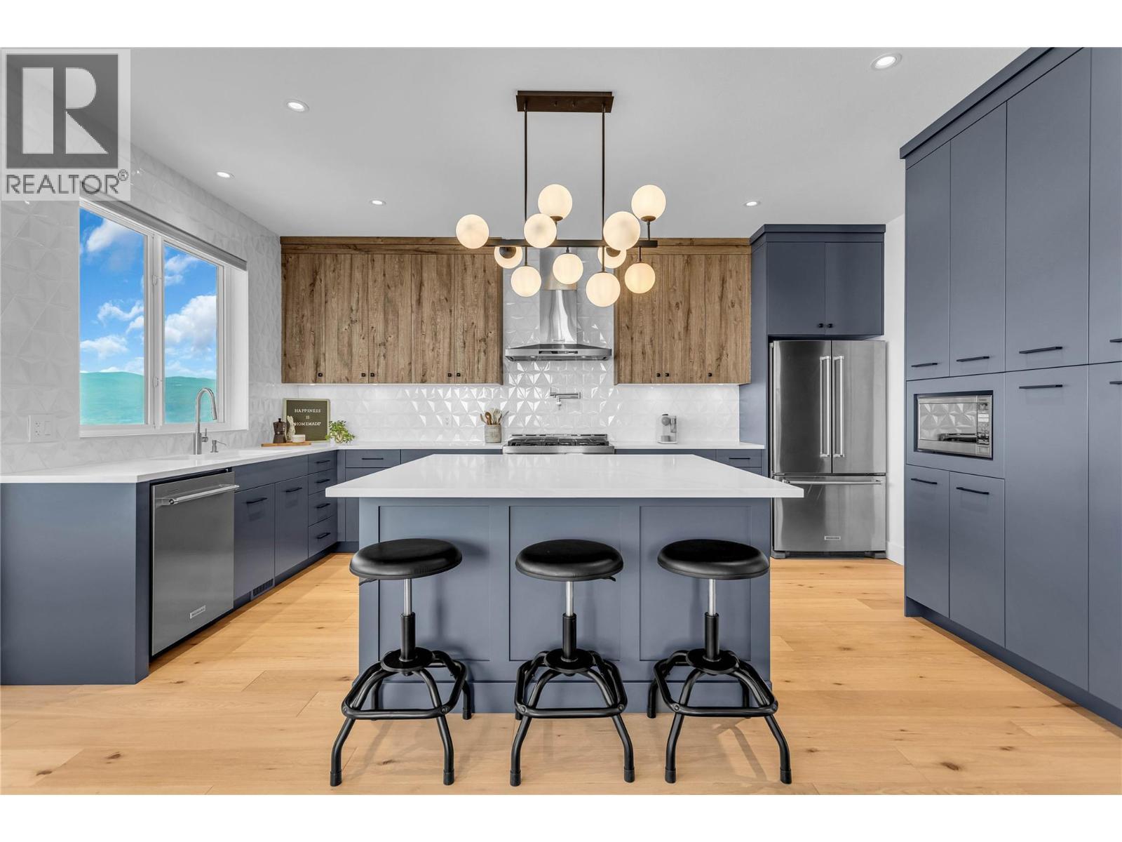 3044 Shaleview Drive. West Kelowna, British Columbia