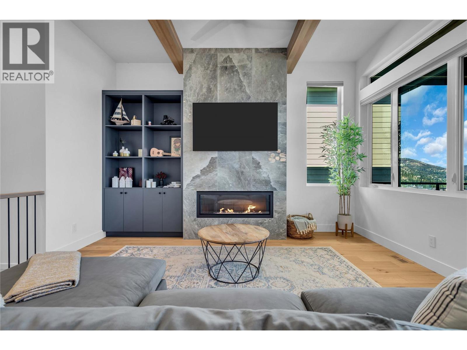 3044 Shaleview Drive. West Kelowna, British Columbia