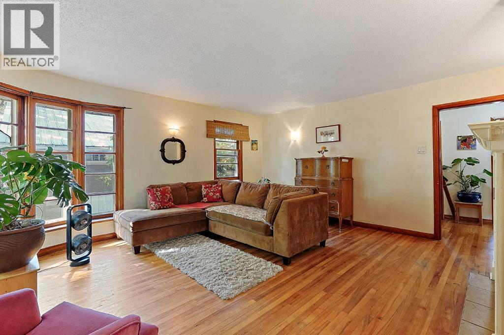 1253 8a Avenue S, Lethbridge