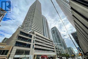 4005 - 2221 Yonge Street, Toronto (mount Pleasant West)