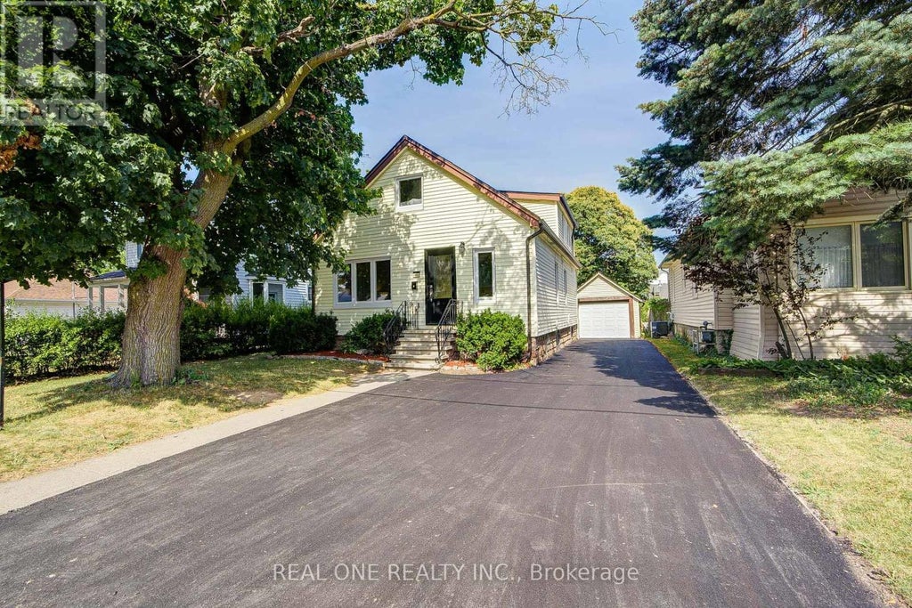 4052 Saint James Avenue, Niagara Falls (morrison)