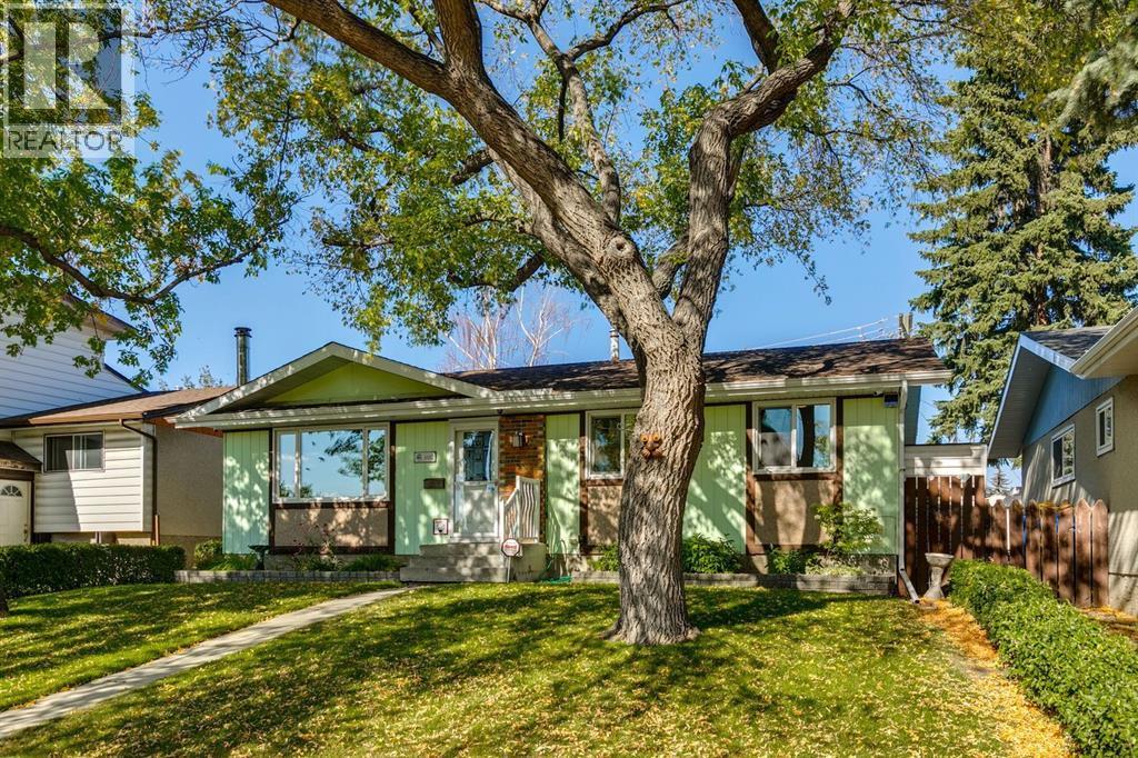 360 Malvern Close Ne, Calgary