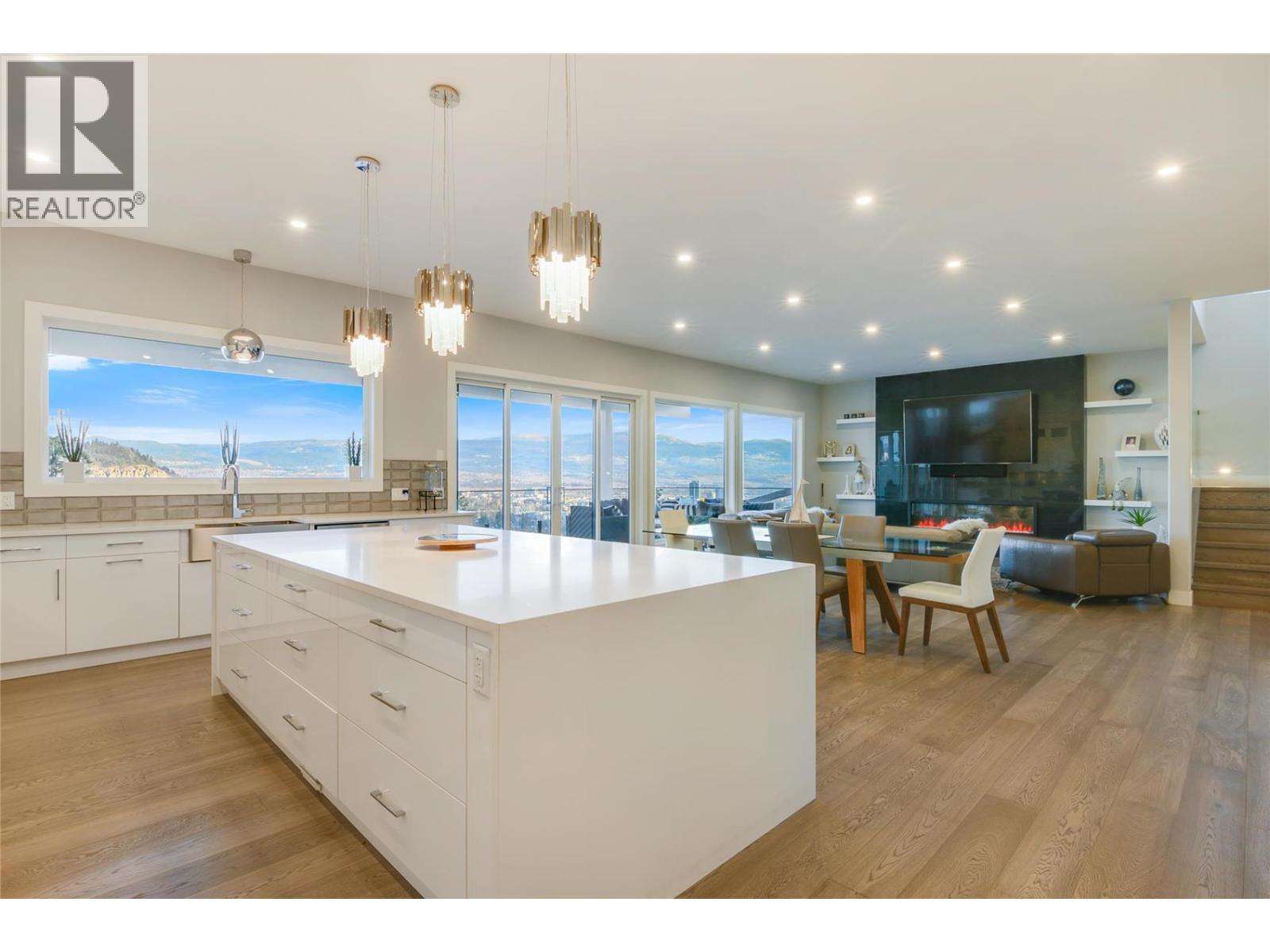 761 Highpointe Lane. Kelowna, British Columbia