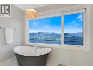 761 Highpointe Lane. Kelowna, British Columbia