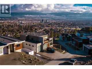761 Highpointe Lane. Kelowna, British Columbia