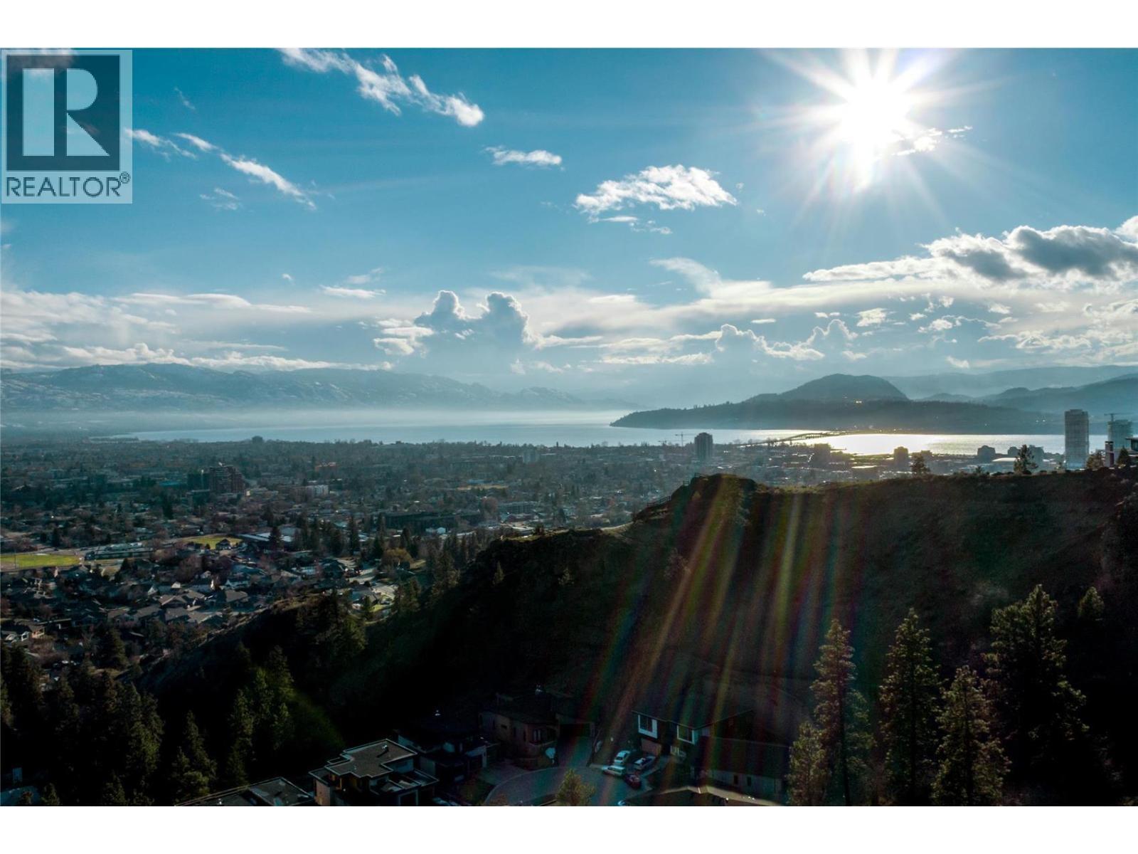 761 Highpointe Lane. Kelowna, British Columbia