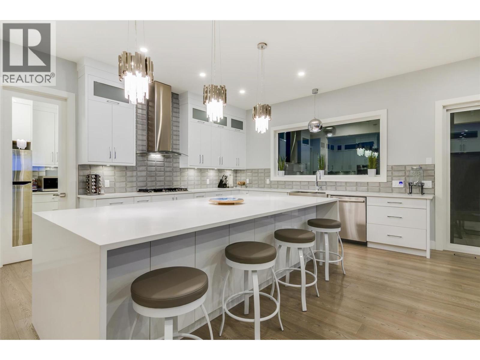 761 Highpointe Lane. Kelowna, British Columbia