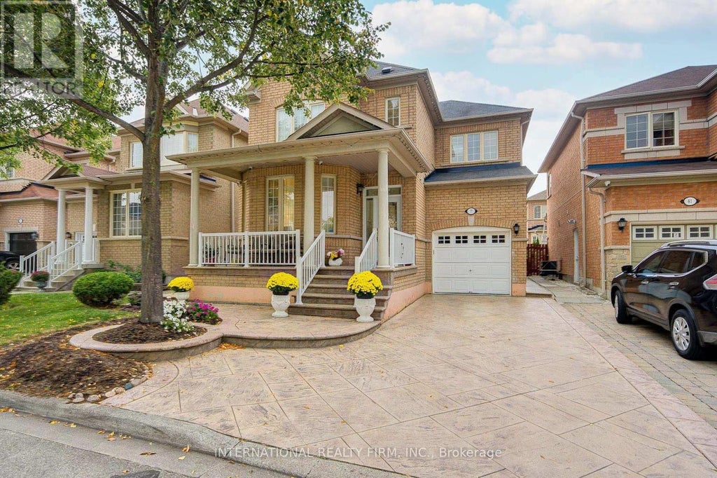 77 Saint James Avenue, Vaughan (vellore Village)