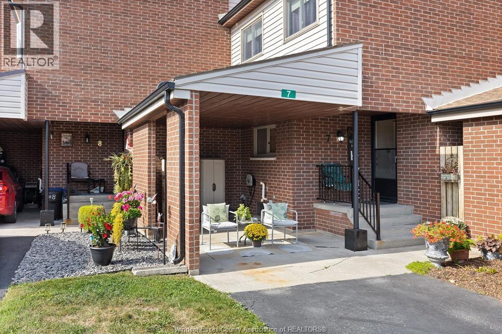 201 Concession 3 Unit# 7, Harrow