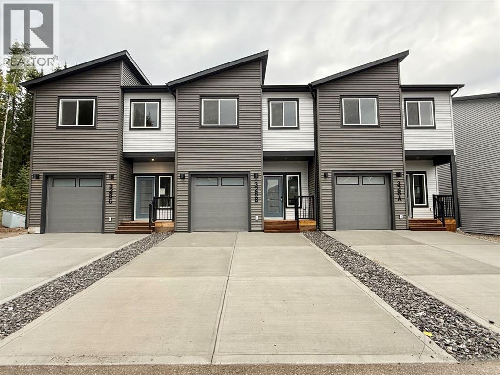 328b Boutin Avenue, Hinton