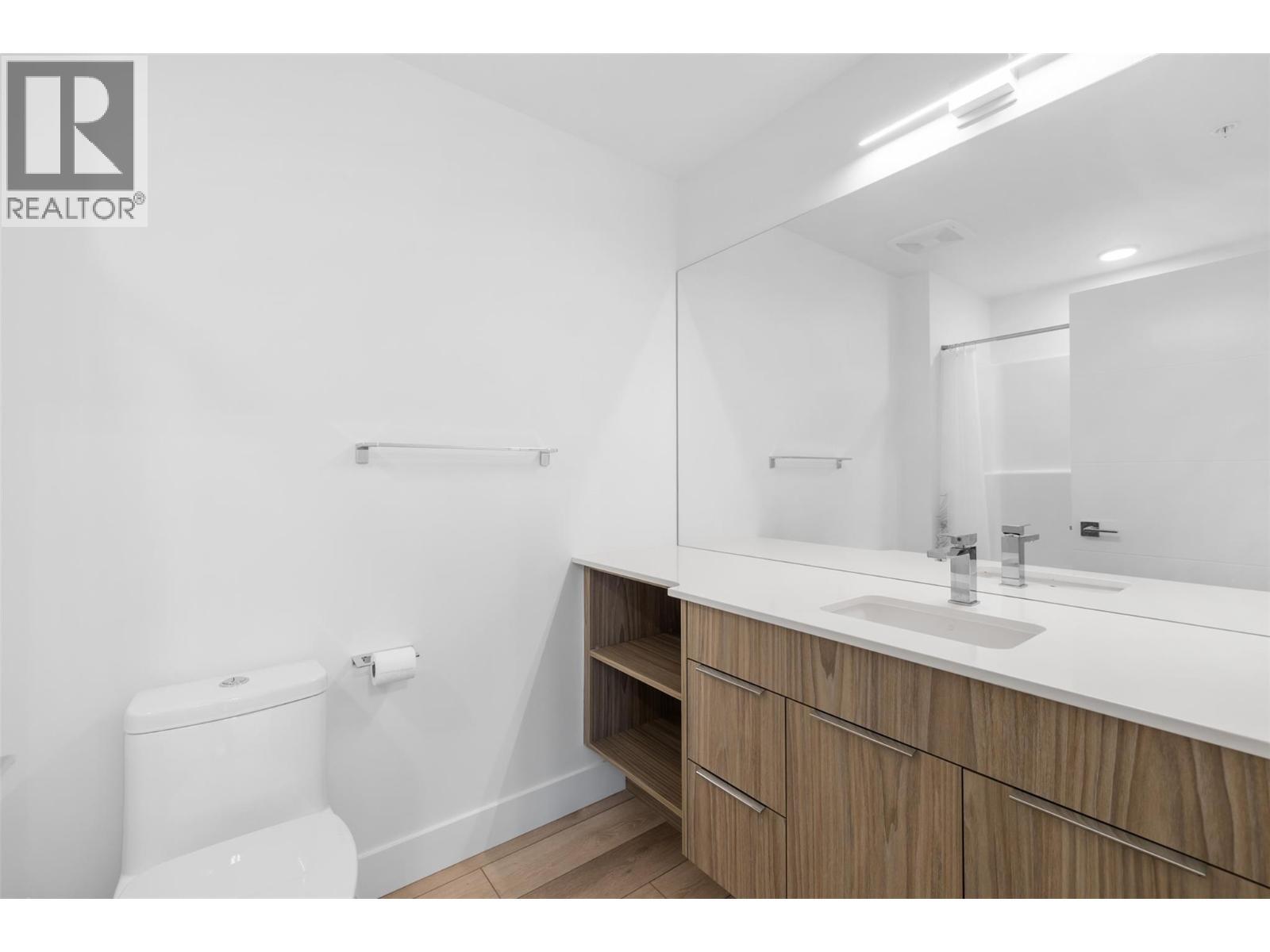 3634 Mission Springs Drive Unit# 401b. Kelowna, British Columbia