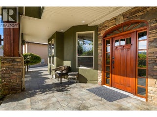 1778 Vineyard Drive. West Kelowna, British Columbia