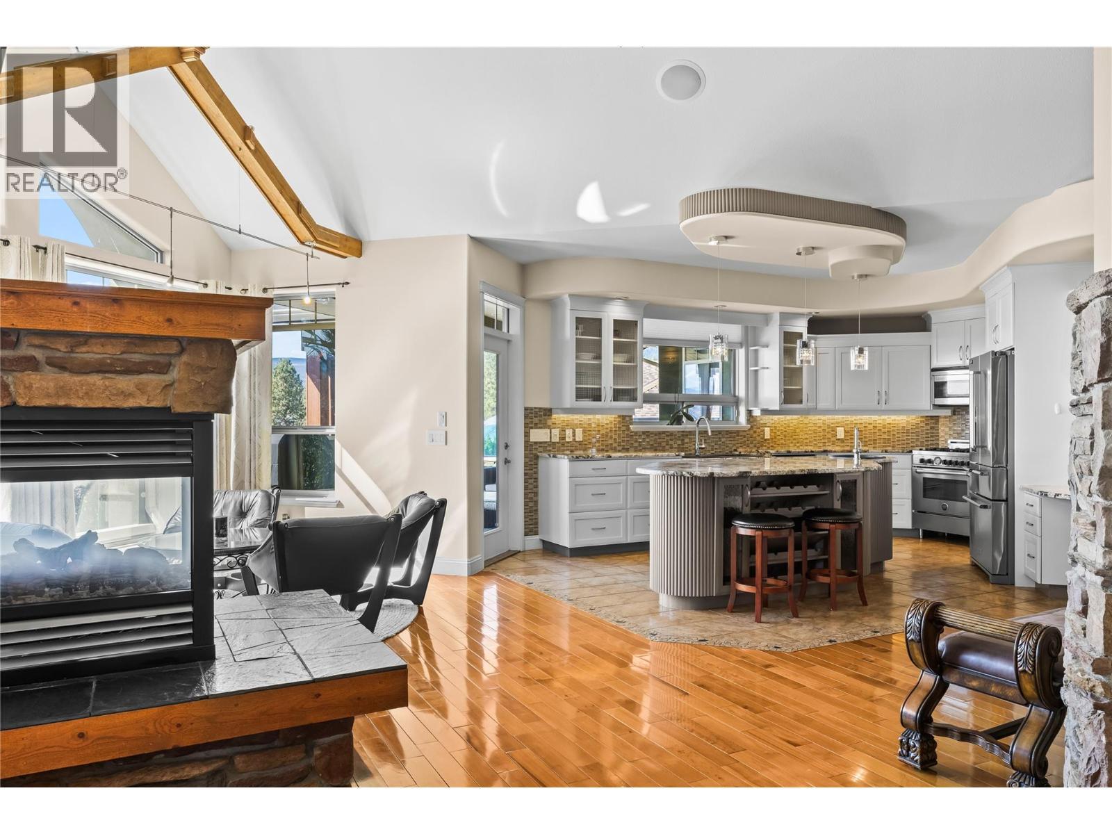 1778 Vineyard Drive. West Kelowna, British Columbia