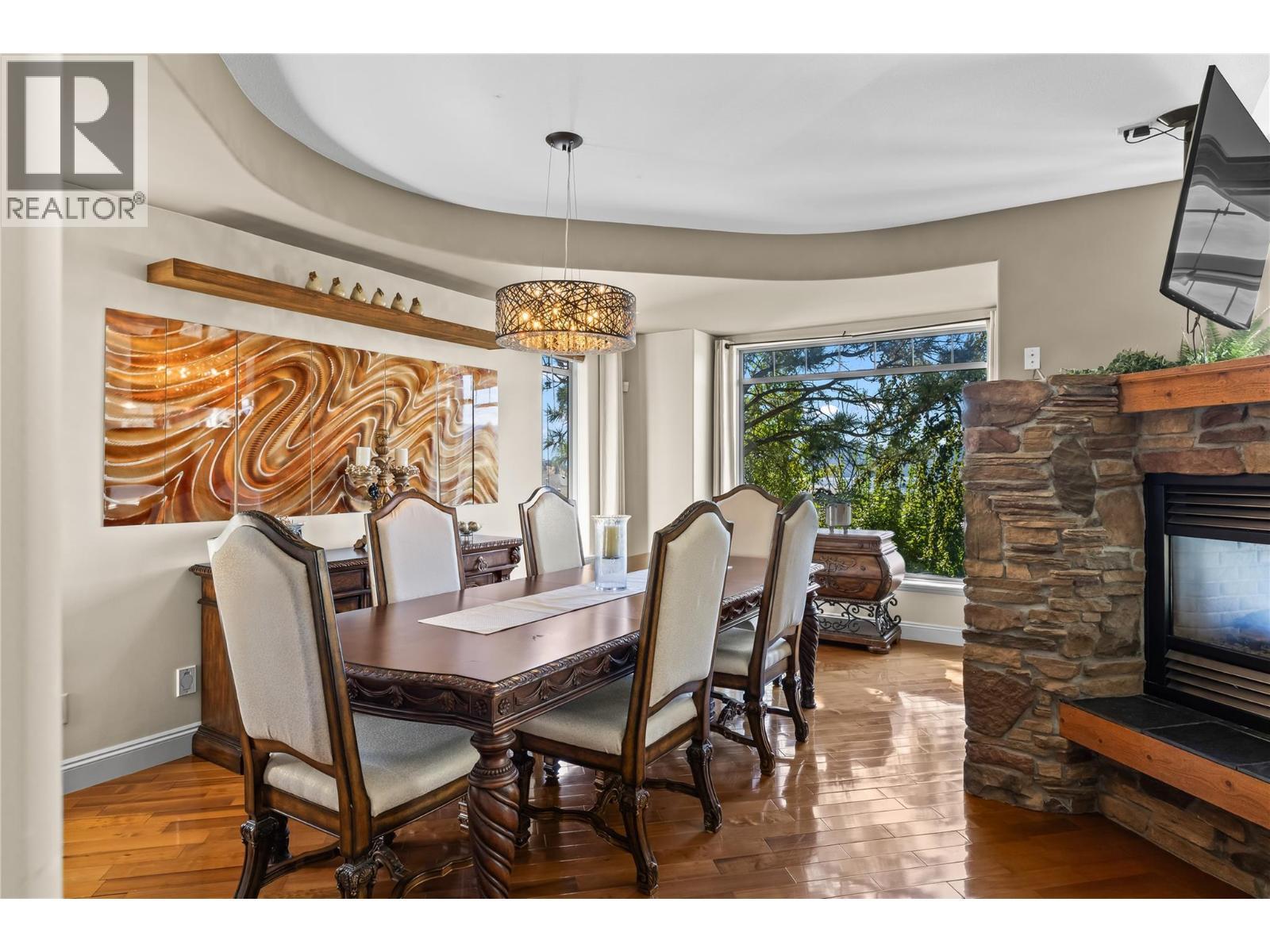 1778 Vineyard Drive. West Kelowna, British Columbia